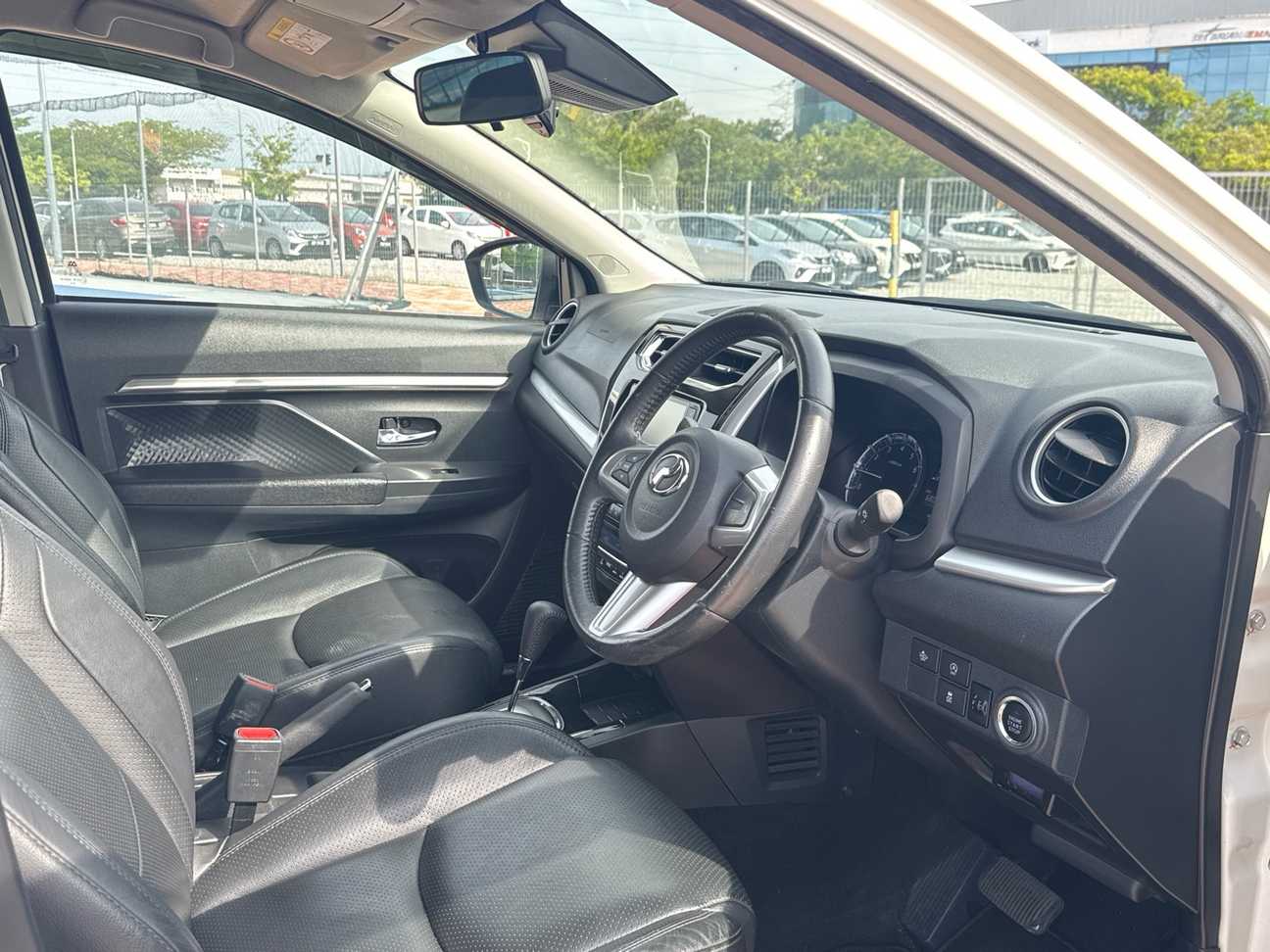 used 2022 Perodua Aruz AV 1.5