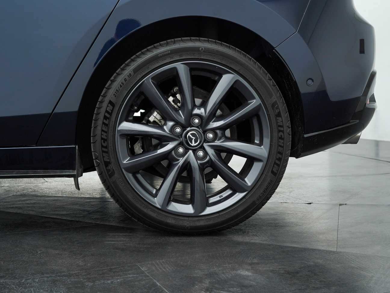 terpakai 2019 Mazda 3 SKYACTIV-G High Plus 2.0