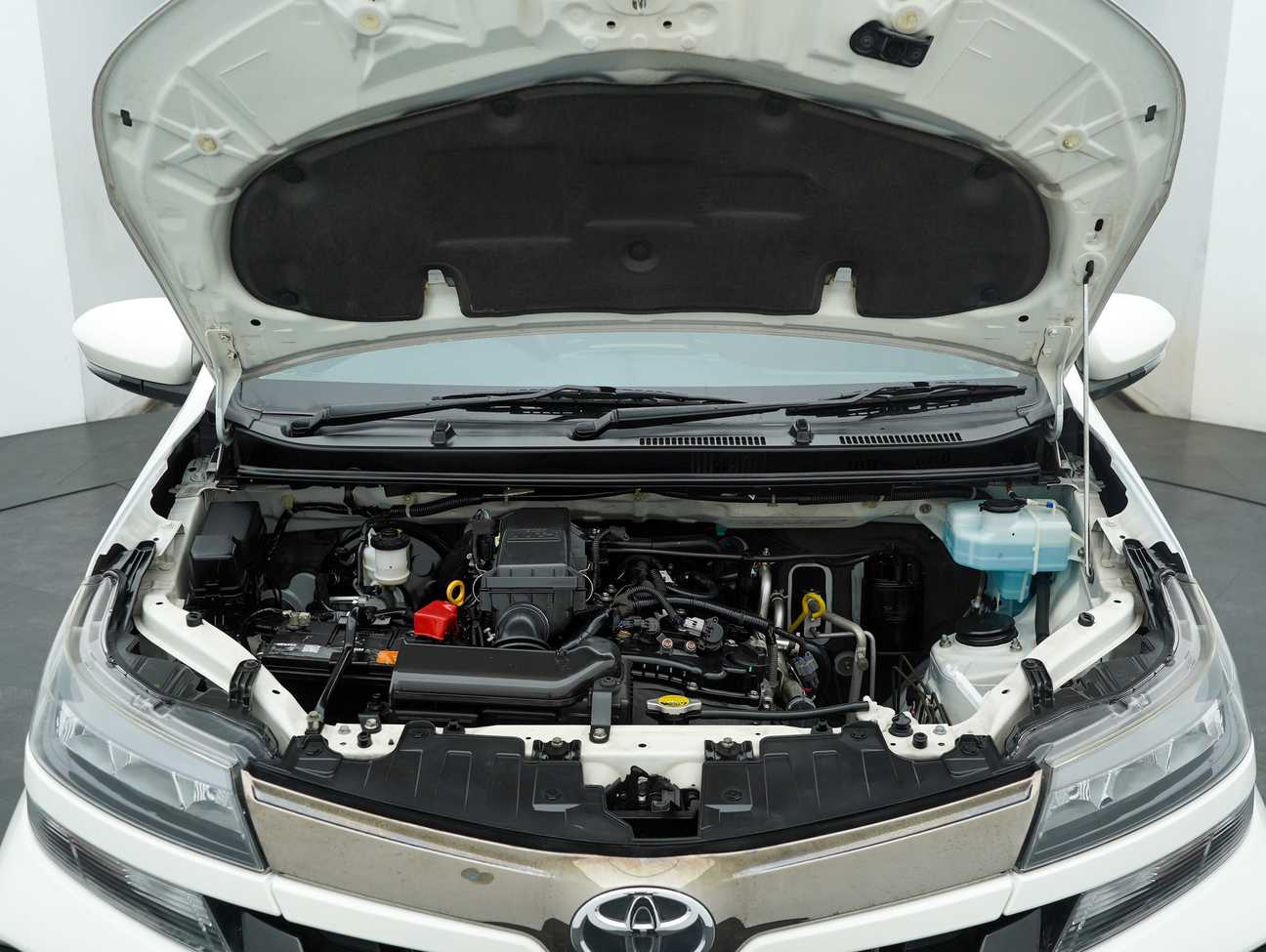 terpakai 2021 Toyota Avanza S 1.5