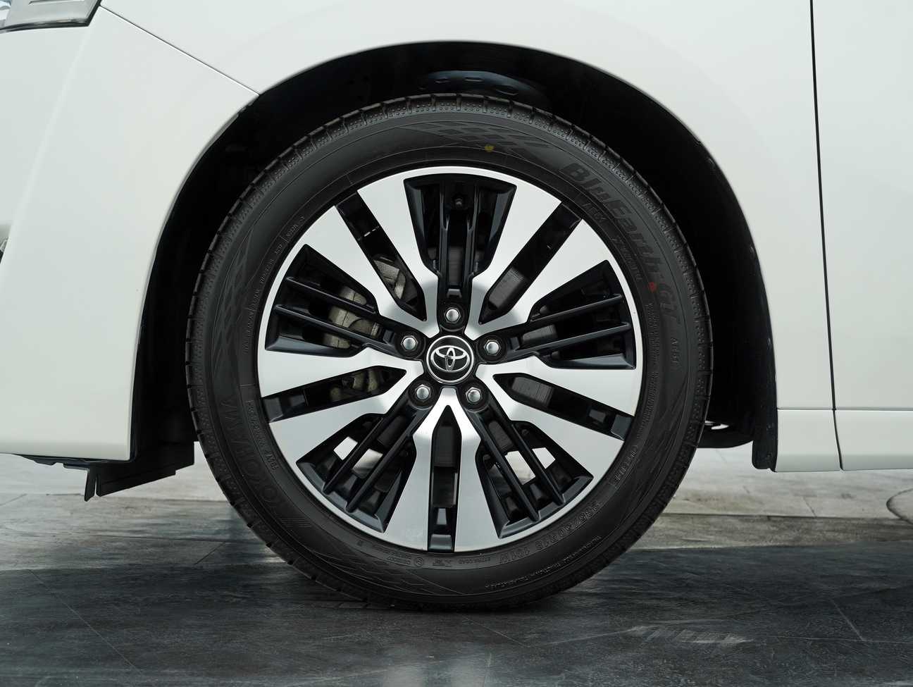 used 2018 Toyota Vellfire Z G Edition 2.5