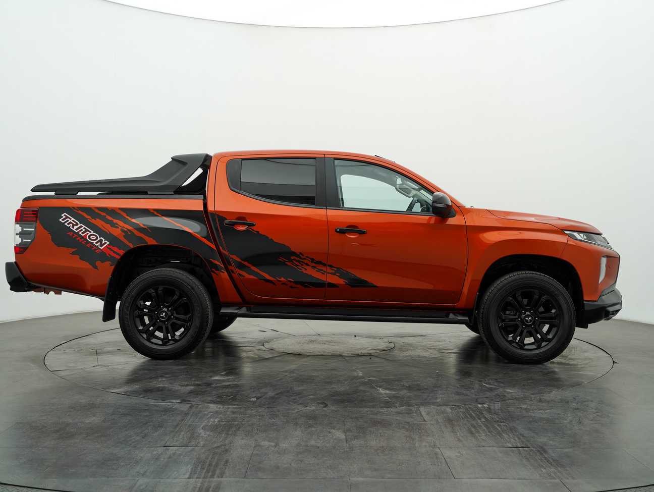 used 2023 Mitsubishi Triton VGT Athlete Dual Cab 4X4 2.4