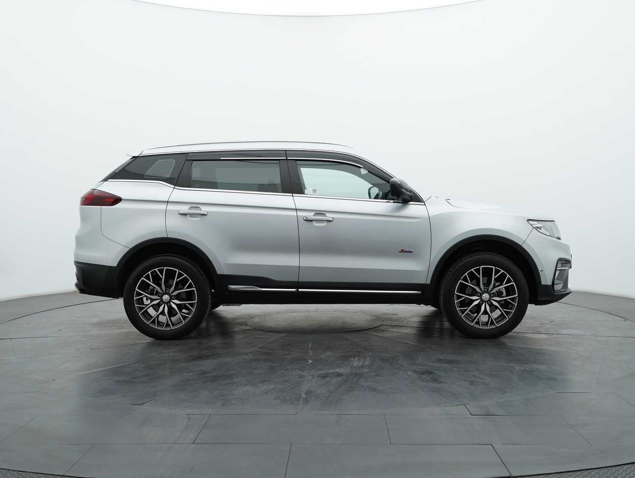 used 2022 Proton X70 Premium 1.5