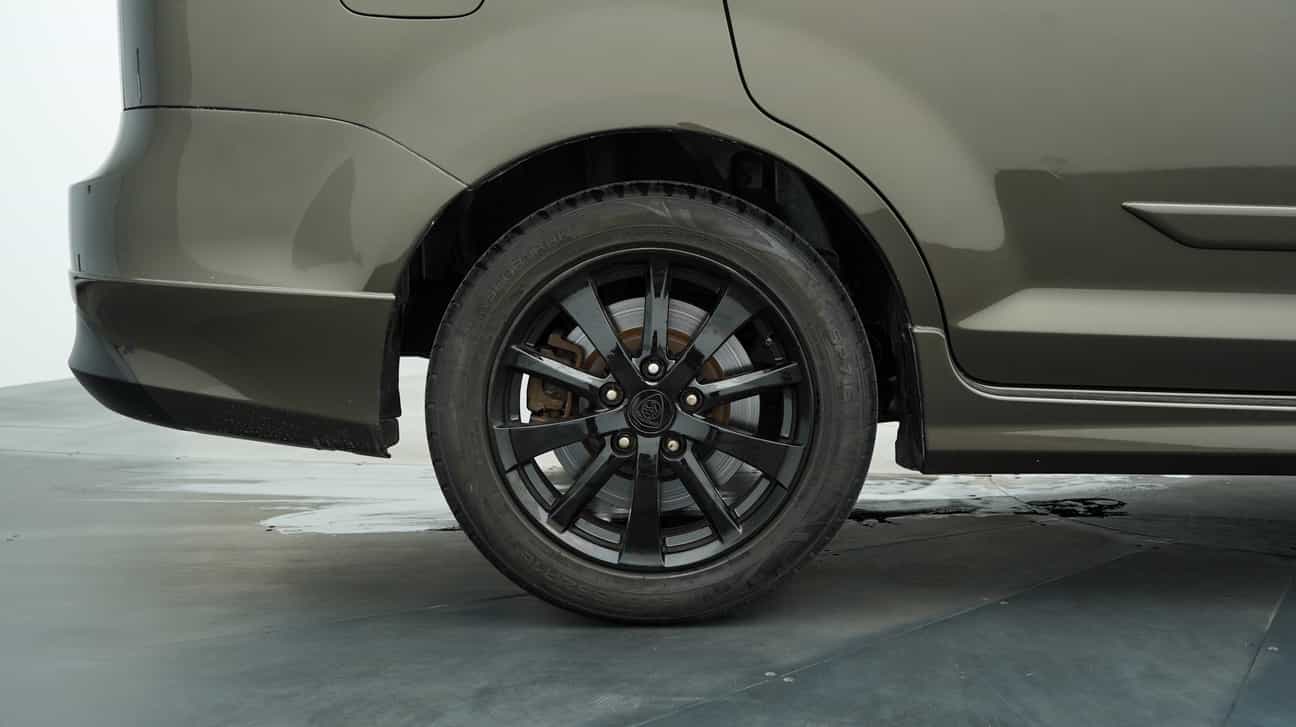 used 2015 Proton EXORA FL 1.6