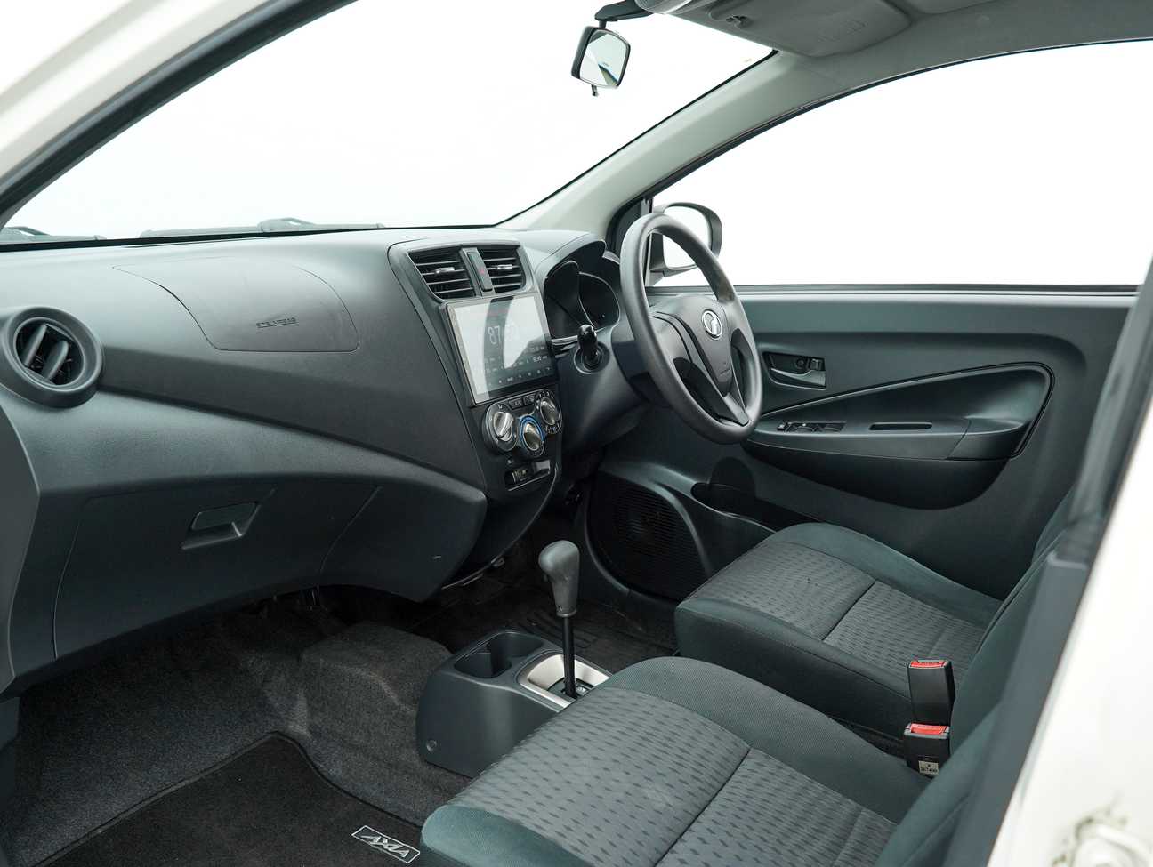 terpakai 2015 Perodua AXIA G 1.0