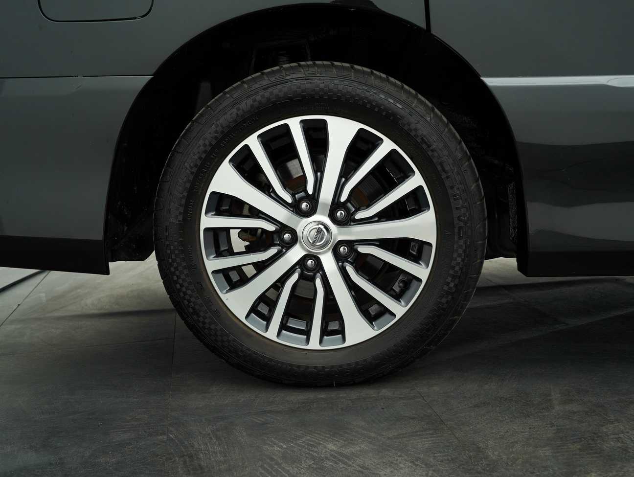 used 2017 Nissan Serena S-Hybrid High-Way Star 2.0