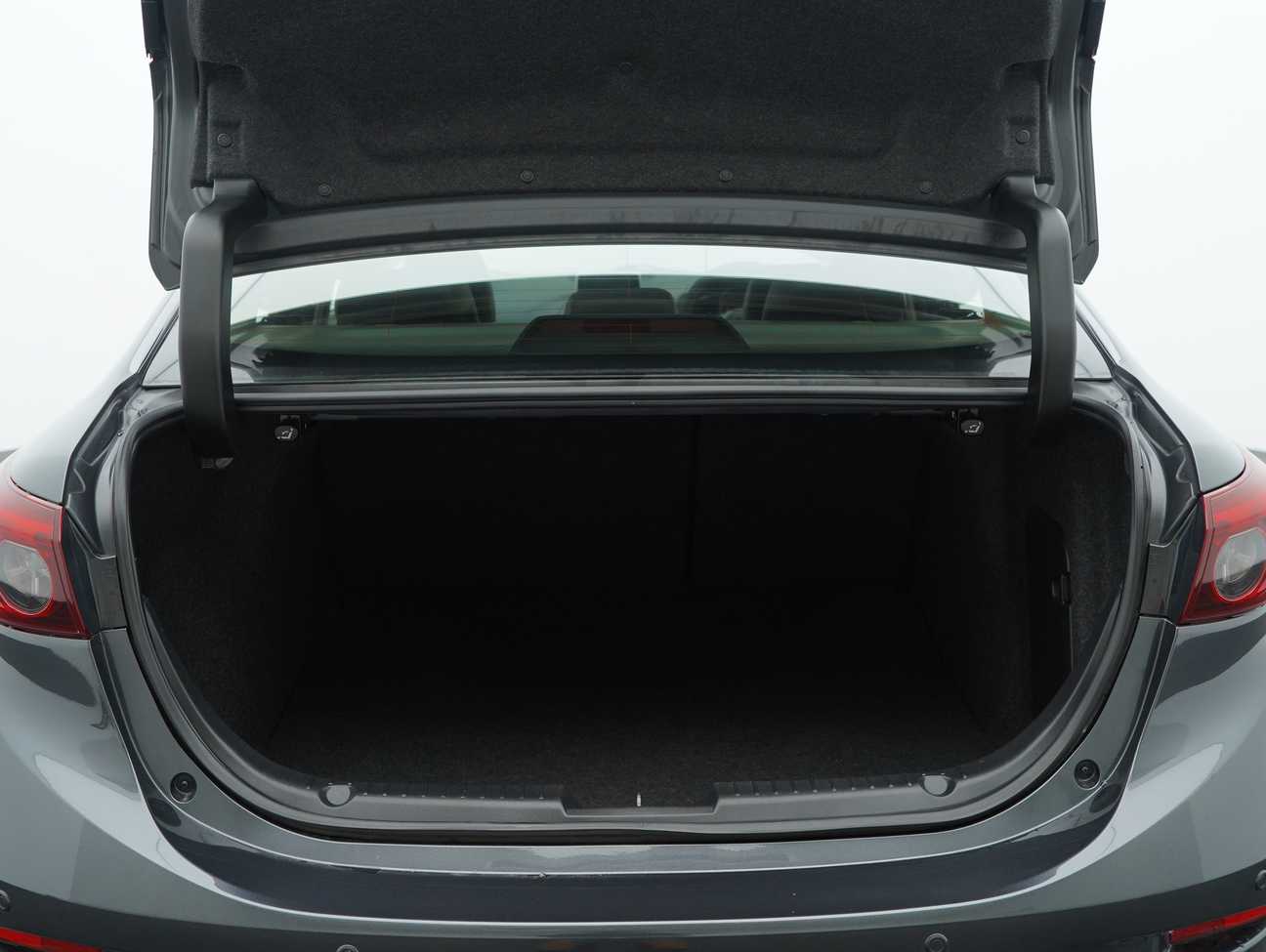 used 2016 Mazda 3 SKYACTIV-G High 2.0