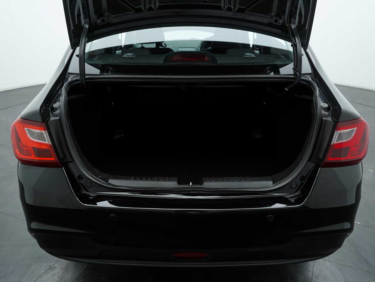 used 2018 Proton Saga Standard 1.3