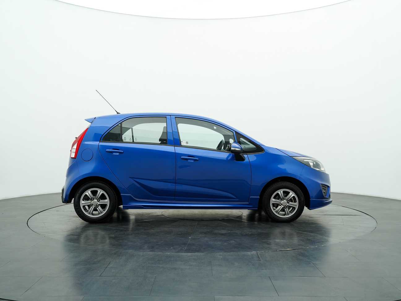 terpakai 2016 Proton Iriz Standard 1.3