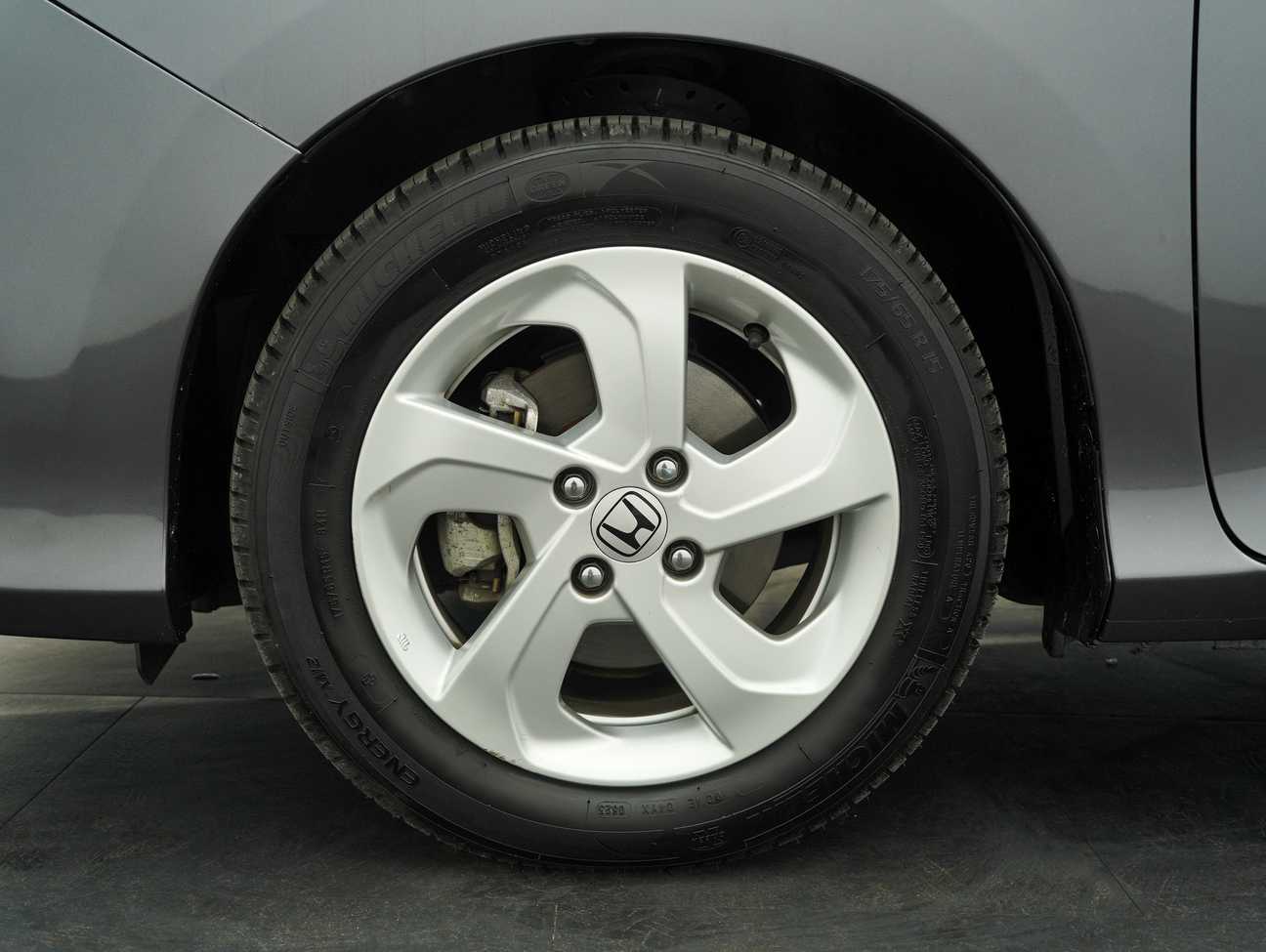 terpakai 2015 Honda City E 1.5