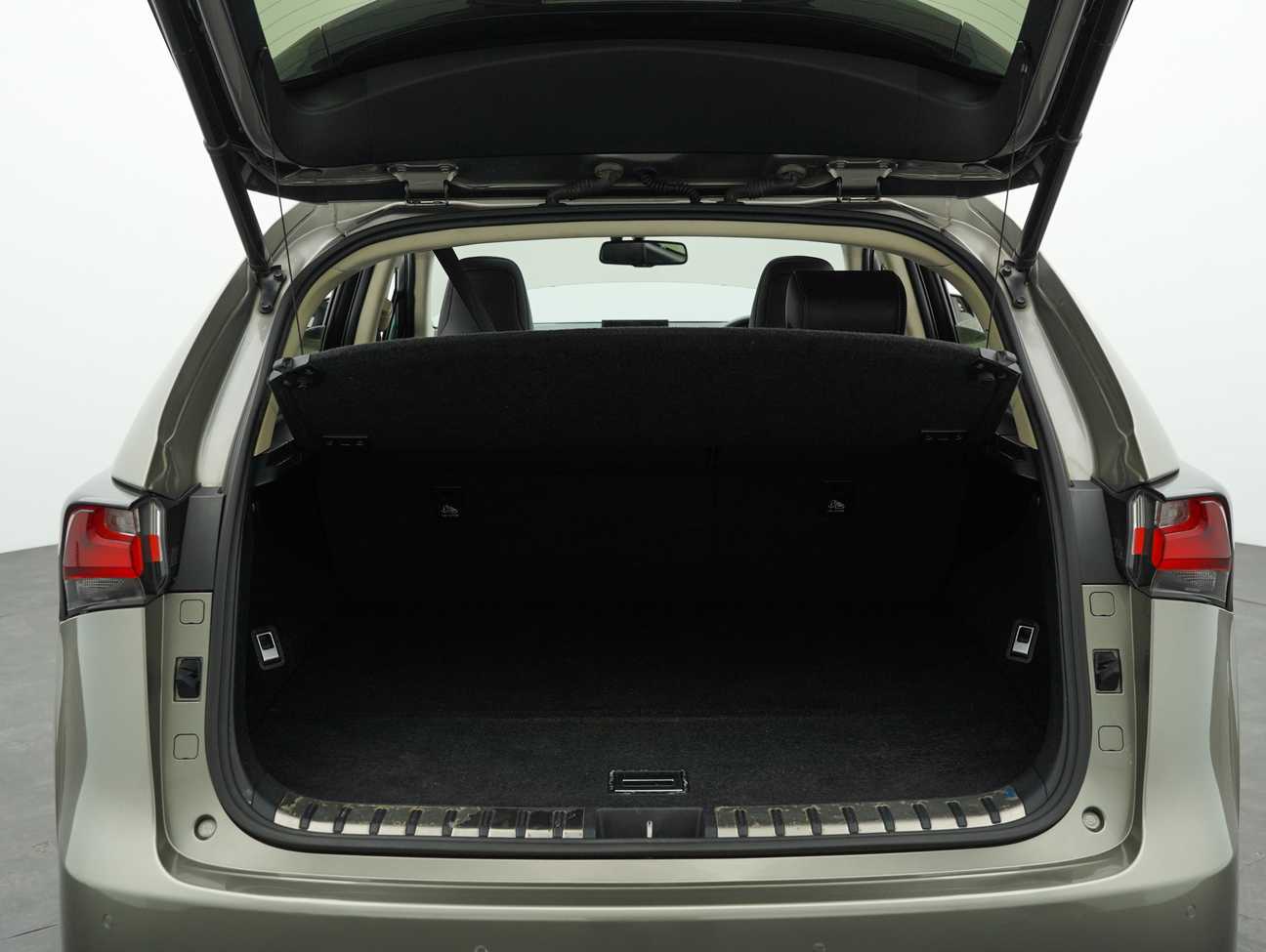 used 2015 Lexus NX200T Luxury 2.0