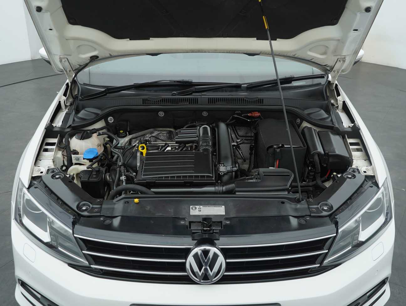 terpakai 2018 Volkswagen Jetta TSI Highline 1.4