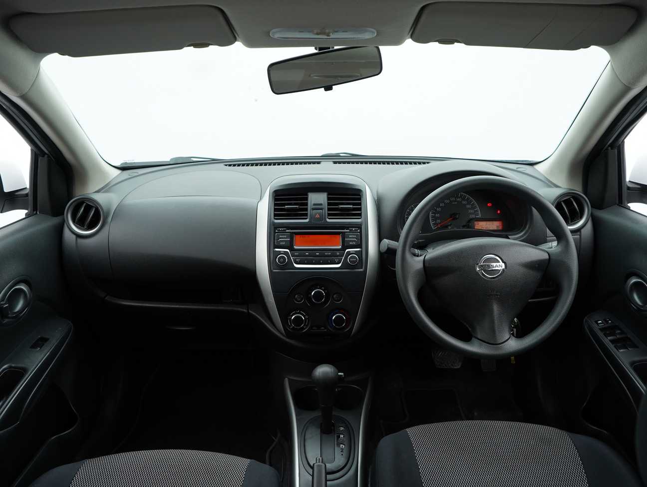 terpakai 2016 Nissan Almera E 1.5