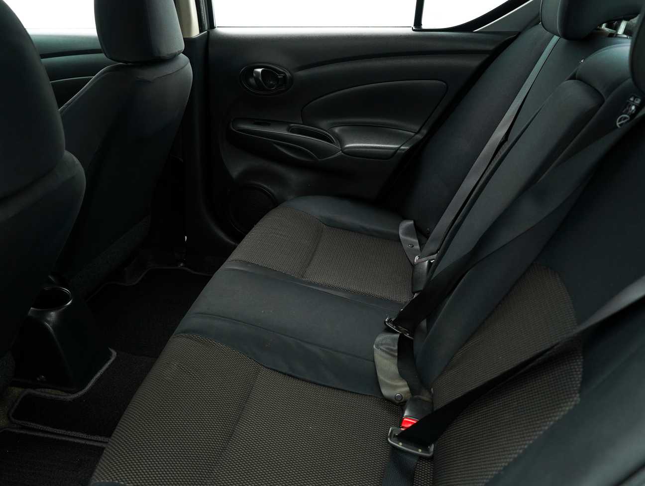 terpakai 2014 Nissan Almera E 1.5