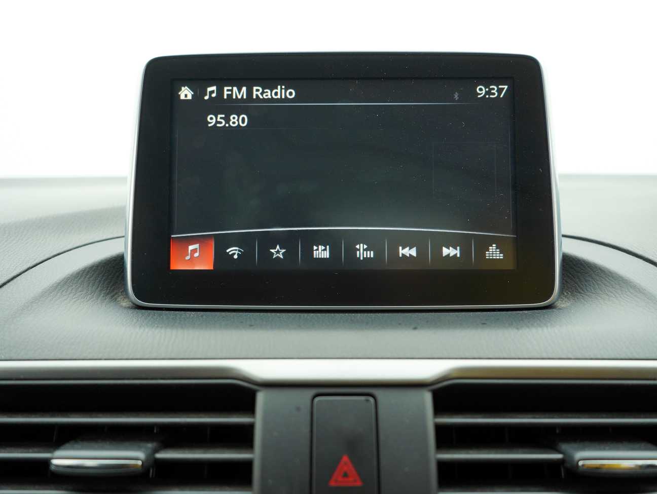 used 2014 Mazda 3 SKYACTIV-G 2.0