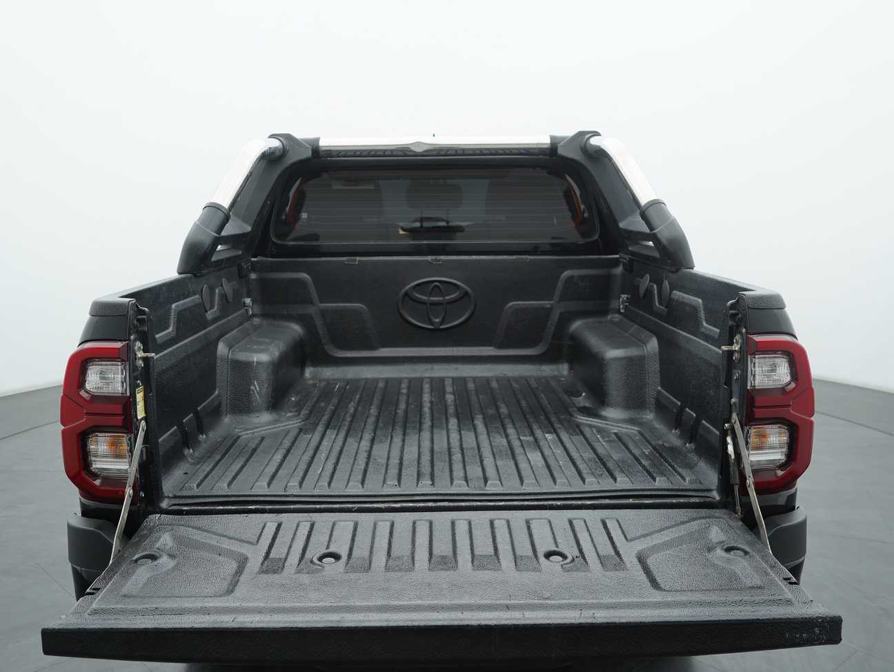 terpakai 2021 Toyota Hilux Rogue Dual Cab 2.8