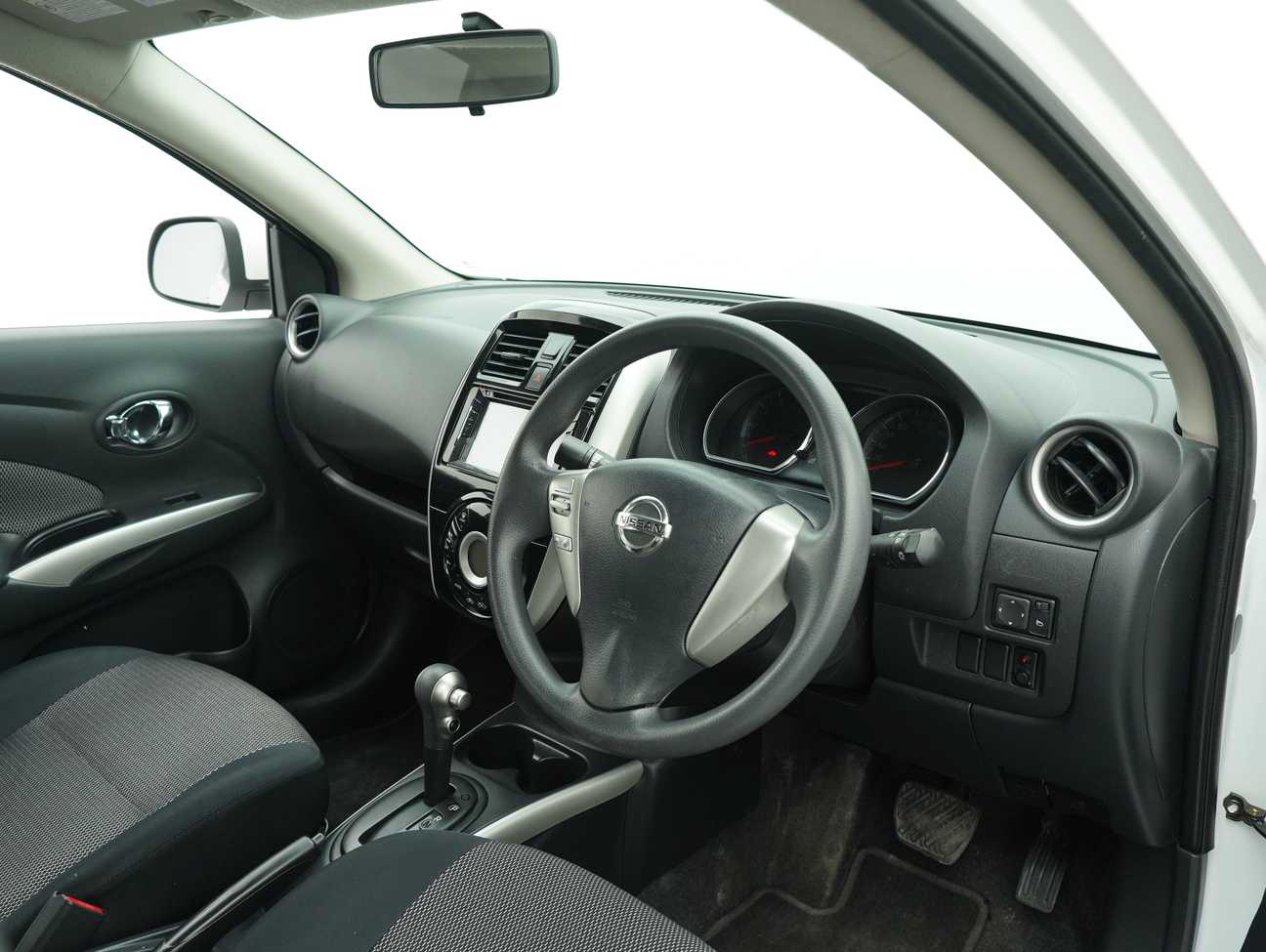 terpakai 2016 Nissan Almera VL 1.5