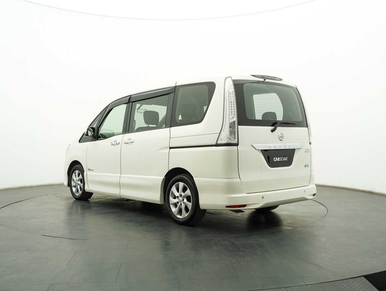 used 2013 Nissan Serena S-Hybrid High-Way Star 2.0