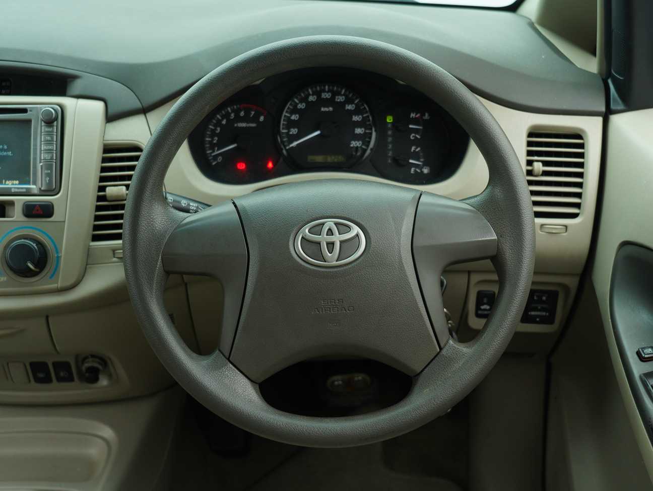 used 2012 Toyota Innova E 2.0