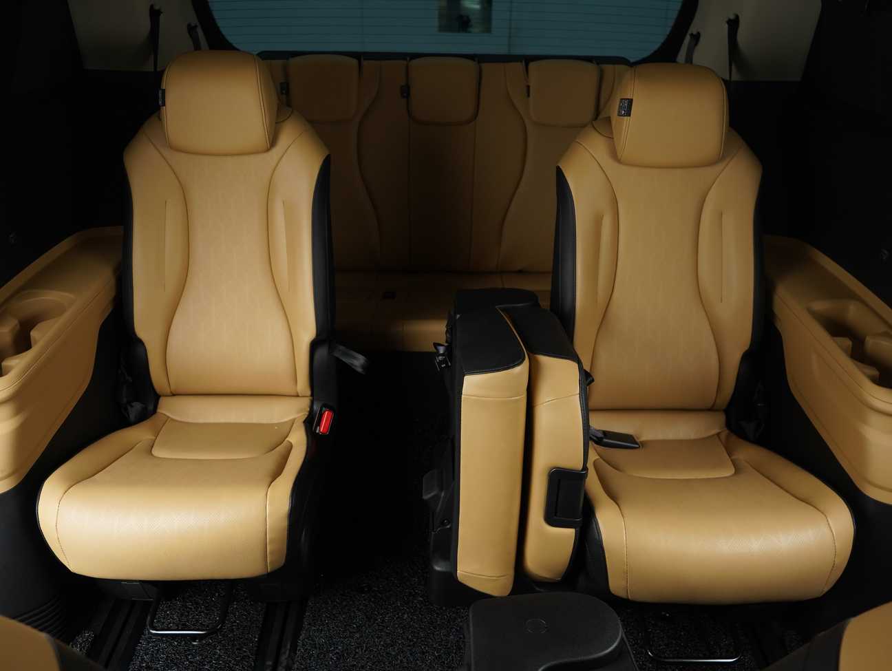 used 2022 Kia Carnival Mid 2.2
