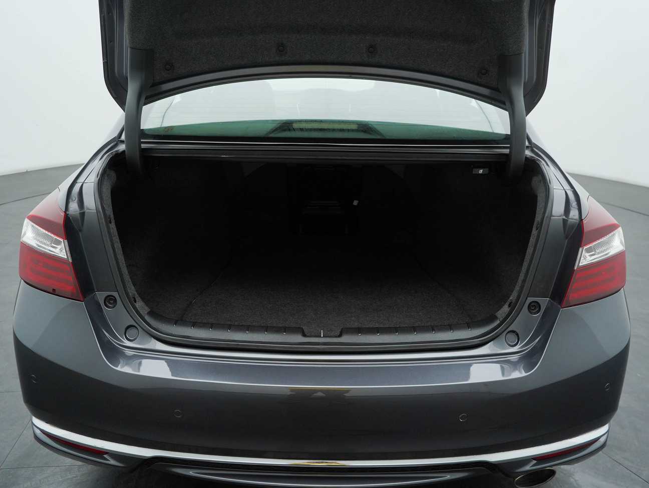 used 2016 Honda Accord VTi-L 2.4