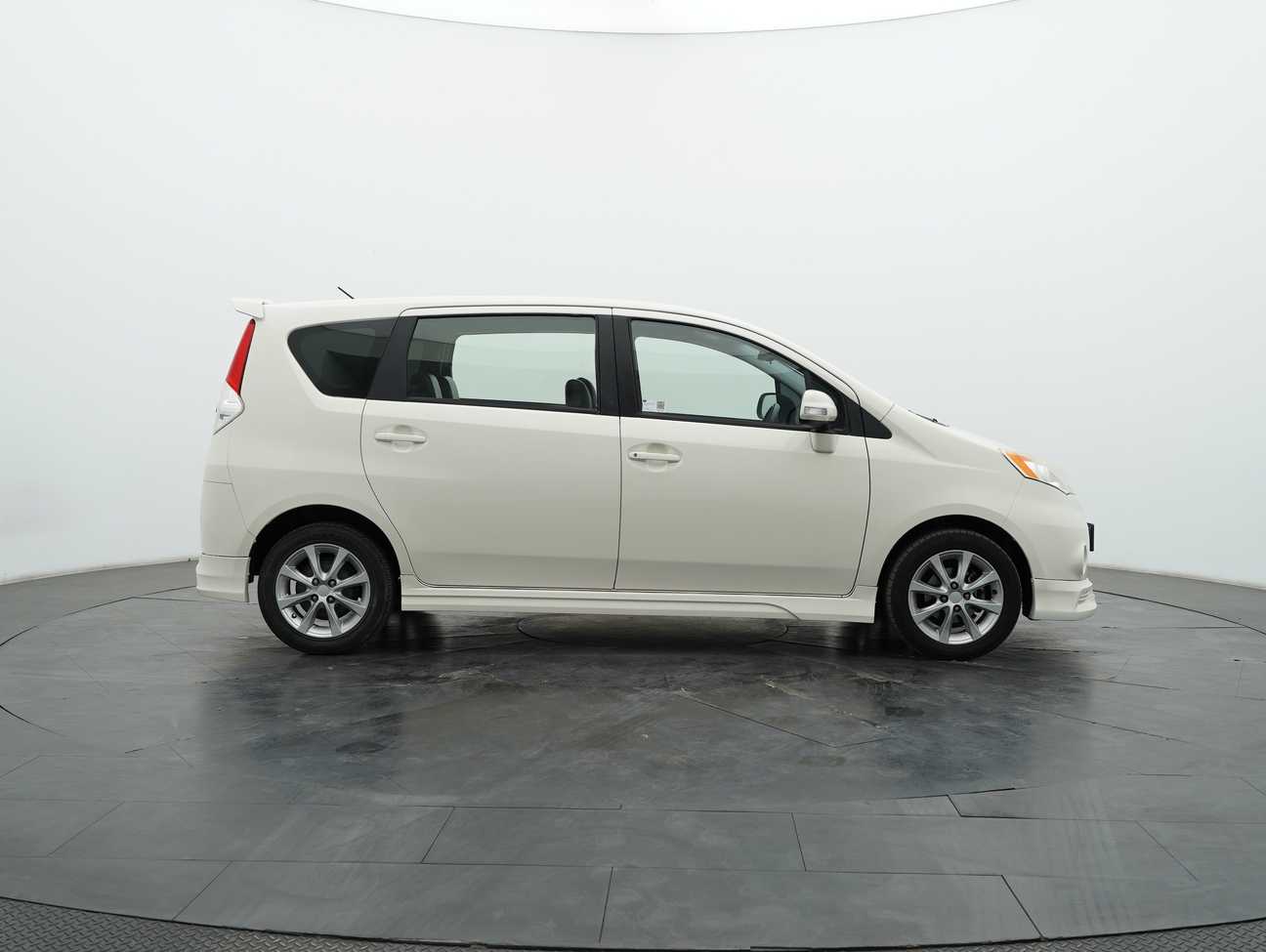 used 2013 Perodua Alza EZi 1.5