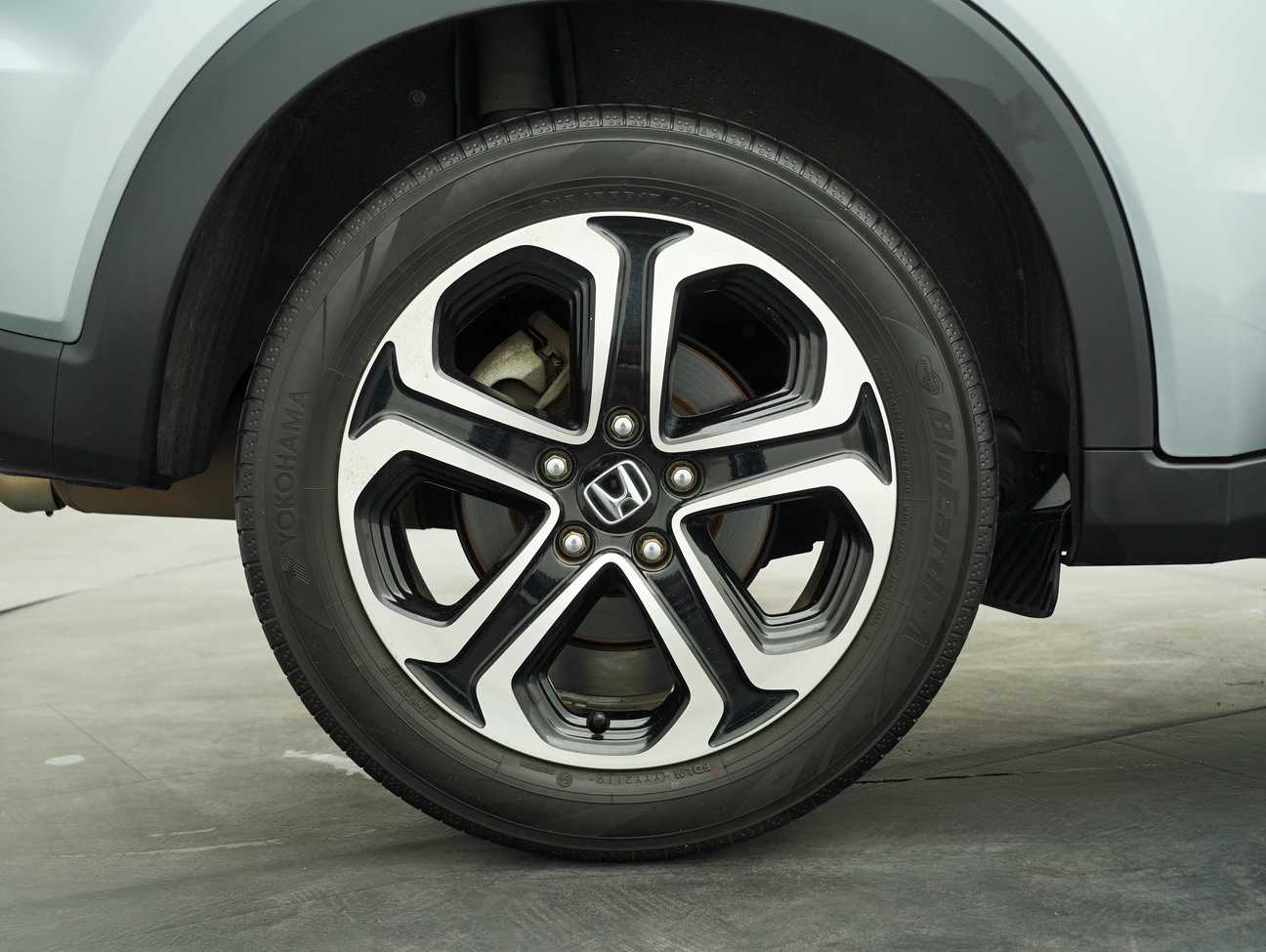 used 2017 Honda HR-V V 1.8