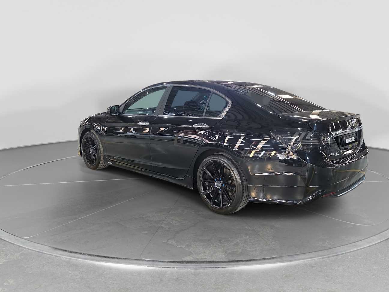 used 2015 Honda Accord VTi-L 2.0