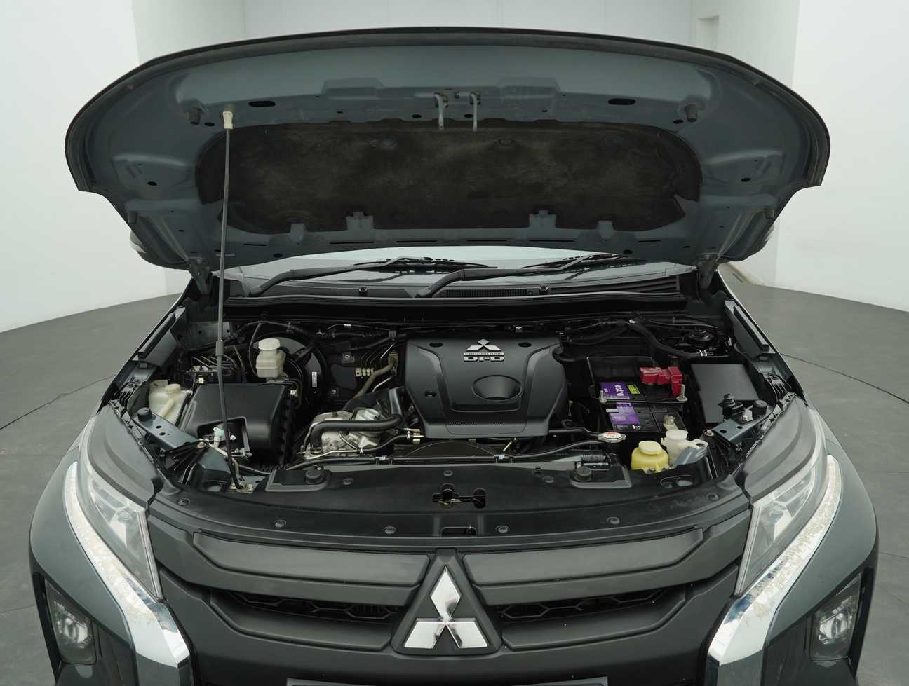 used 2020 Mitsubishi Triton VGT Premium Updated Spec Dual Cab 4X4 2.4