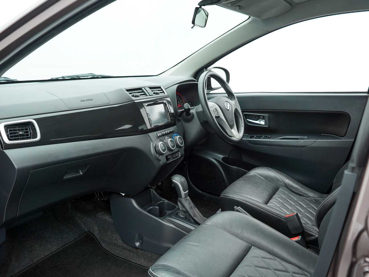 terpakai 2016 Perodua Bezza Advance 1.3