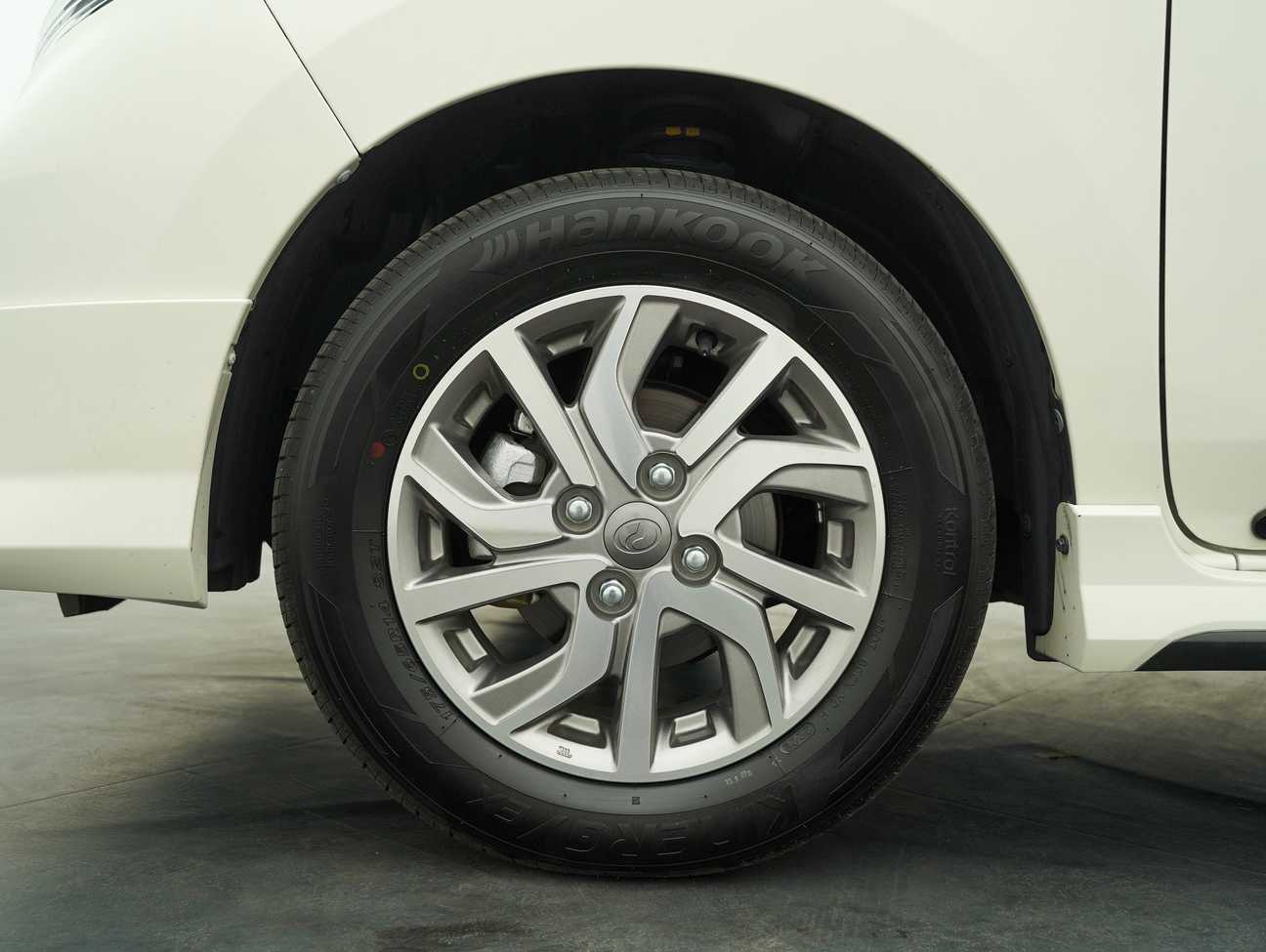 terpakai 2022 Perodua AXIA Advance 1.0