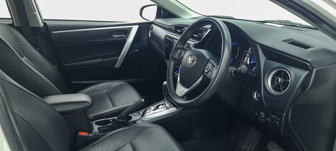 used 2017 Toyota COROLLA ALTIS G 1.8