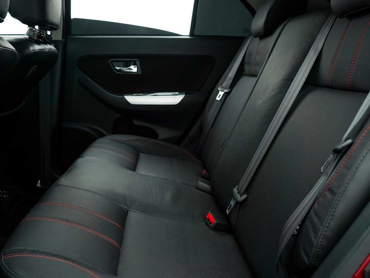 terpakai 2023 Perodua Bezza Advance 1.3