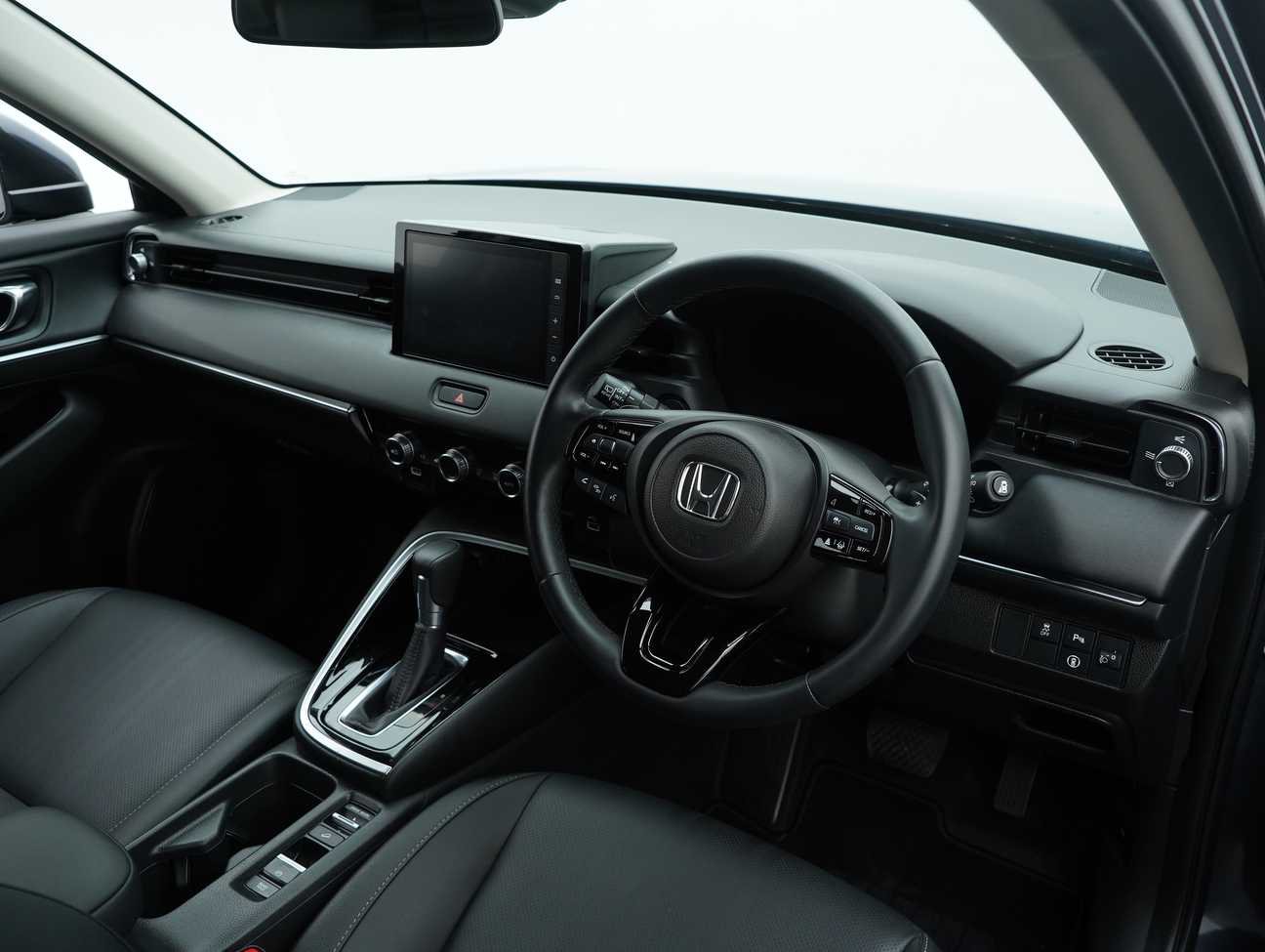 used 2024 Honda HR-V V 1.5