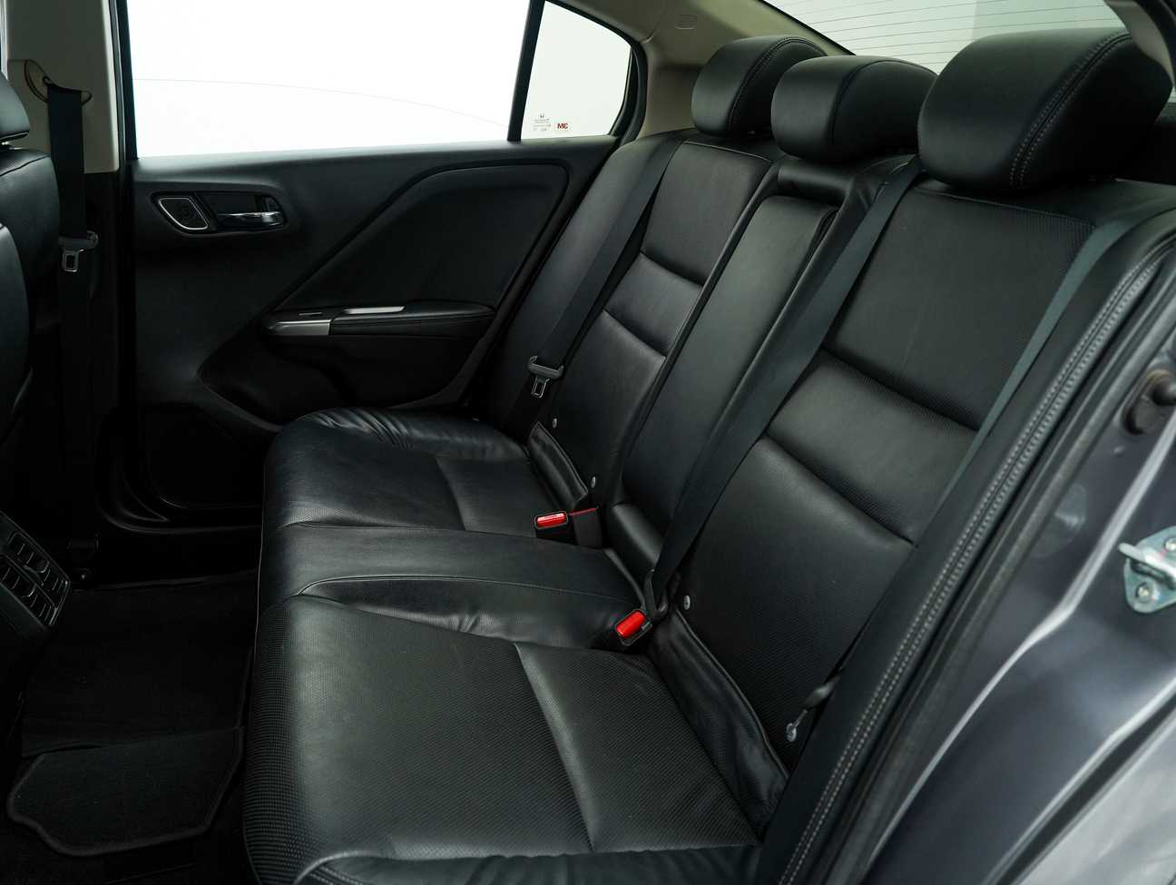 used 2017 Honda City V i-VTEC 1.5