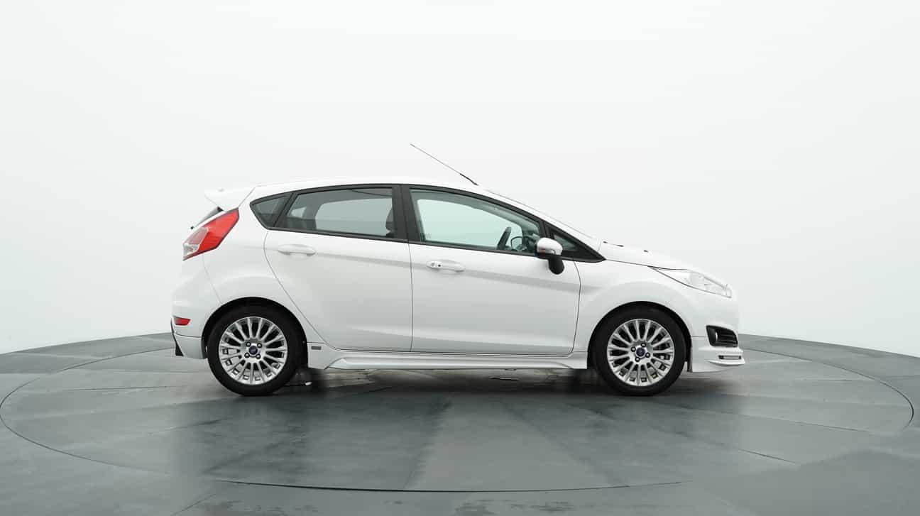 terpakai 2014 Ford FIESTA SPORT 1.0