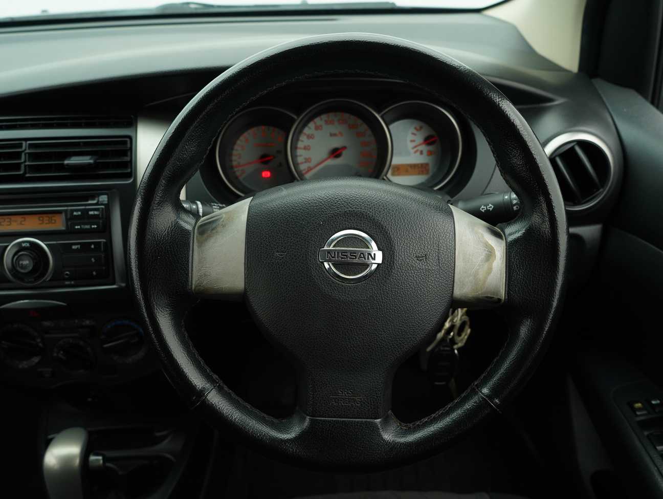 used 2012 Nissan Grand Livina ST-L Comfort 1.6