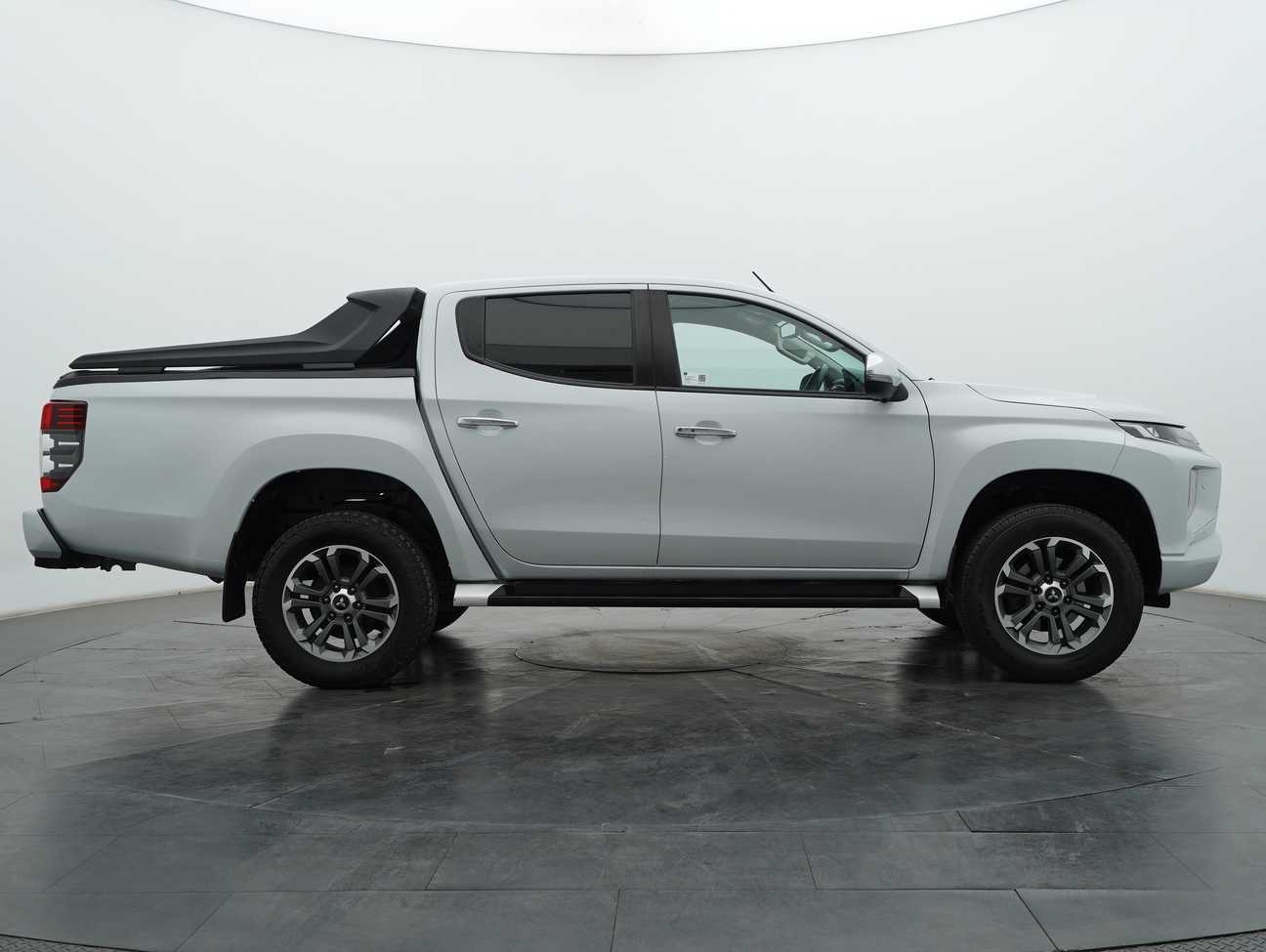 used 2021 Mitsubishi Triton VGT Adventure X Updated Spec Dual Cab 4X4 2.4
