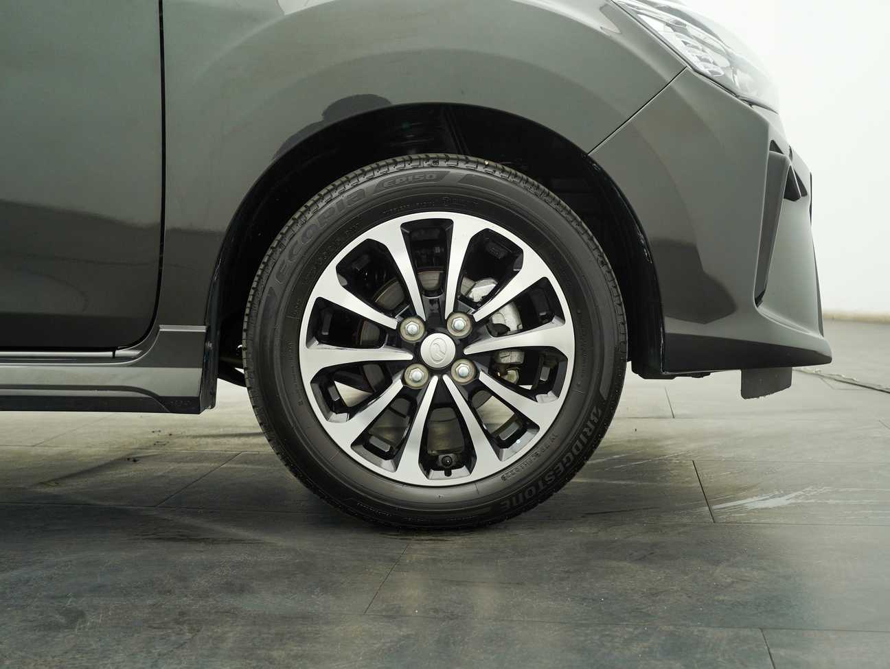 terpakai 2023 Perodua Bezza Advance 1.3