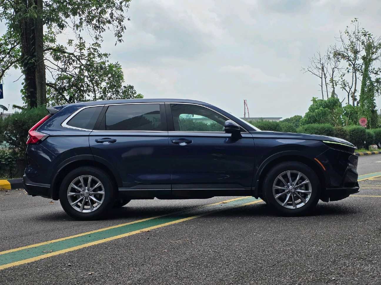 terpakai 2024 Honda CR-V V 1.5