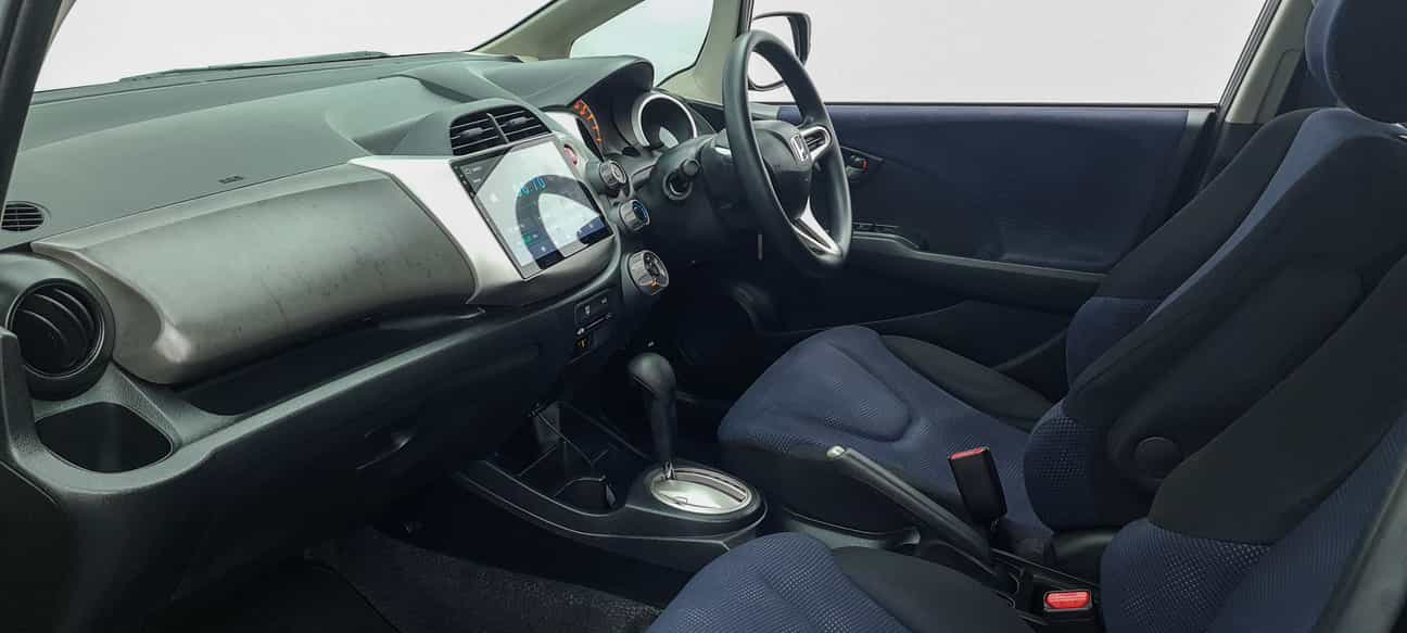 terpakai 2013 Honda JAZZ I-VTEC 1.5