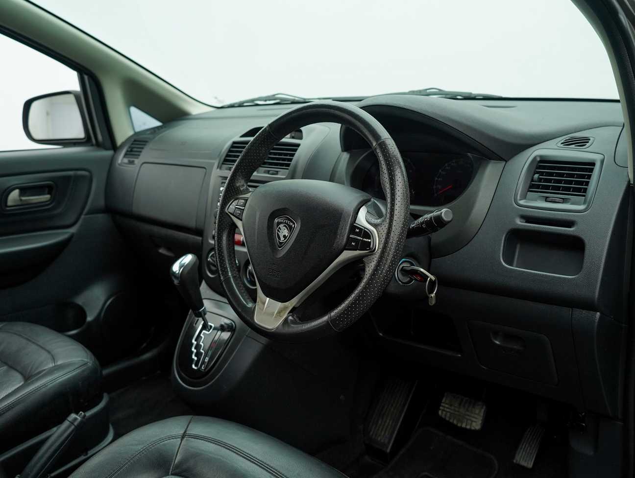 terpakai 2019 Proton Exora Executive Plus 1.6