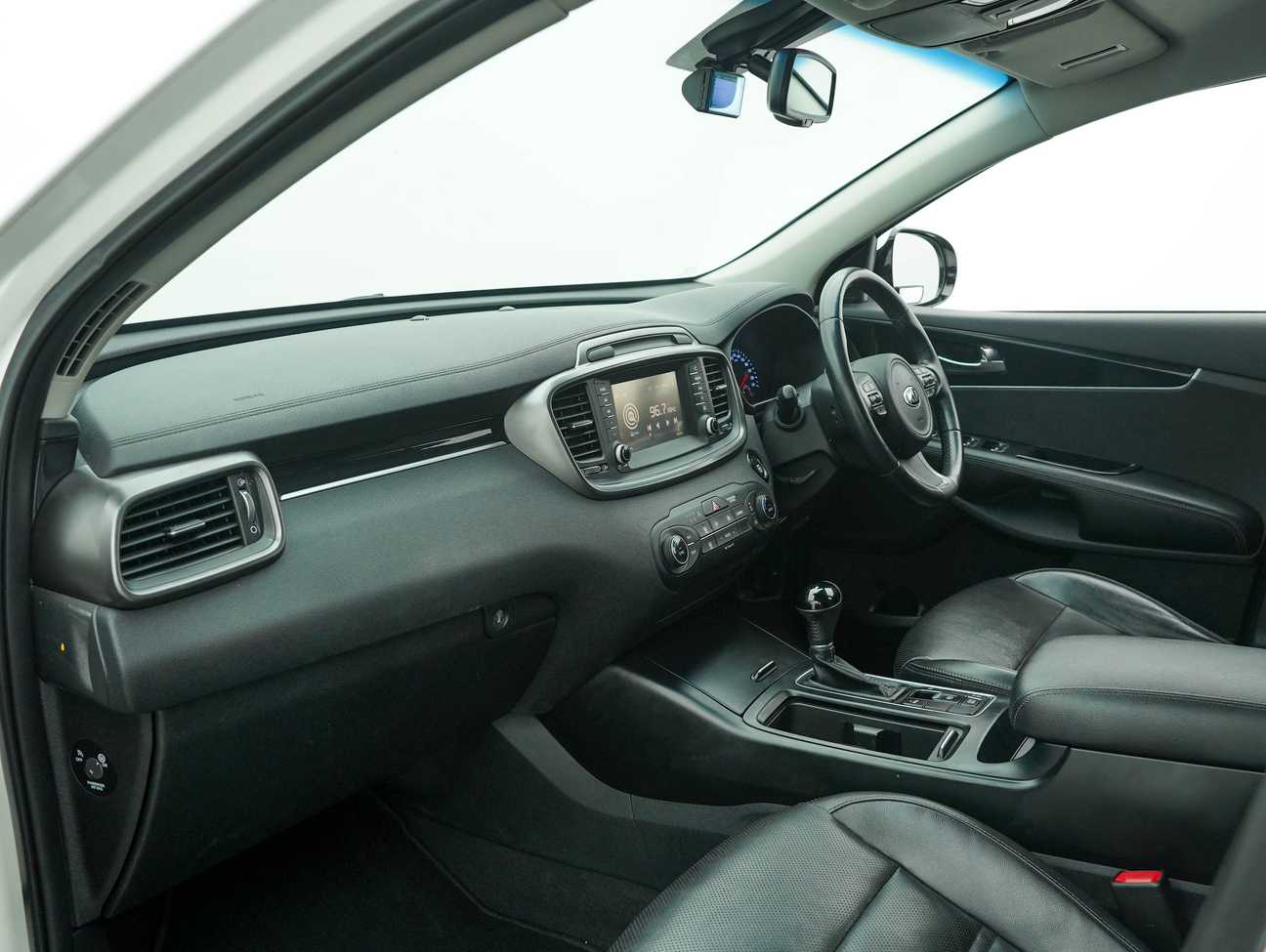 terpakai 2017 Kia Sorento MS 2.4