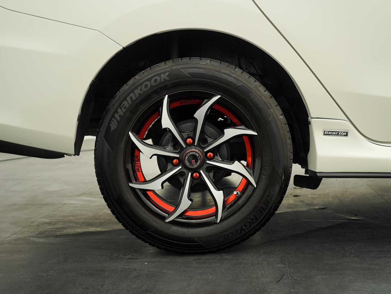 terpakai 2019 Perodua Bezza X Premium 1.3