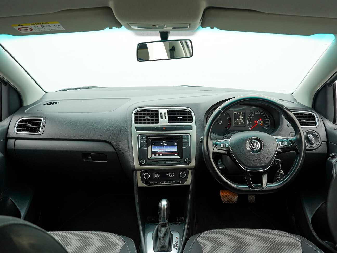 terpakai 2017 Volkswagen Polo  1.6