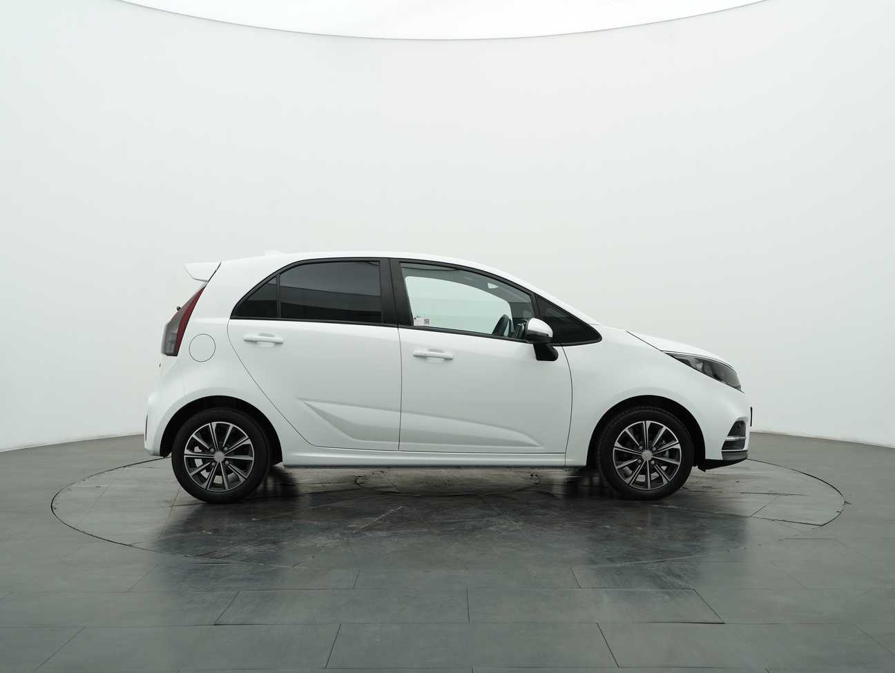 used 2021 Proton Iriz Executive 1.6