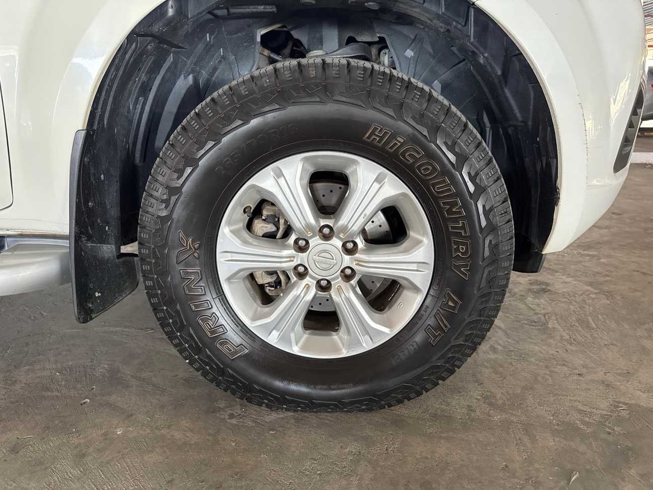 terpakai 2017 Nissan Navara NP300 V Dual Cab 2.5