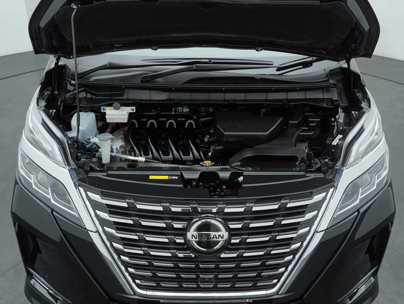 terpakai 2025 Nissan Serena S-Hybrid High-Way Star 2.0
