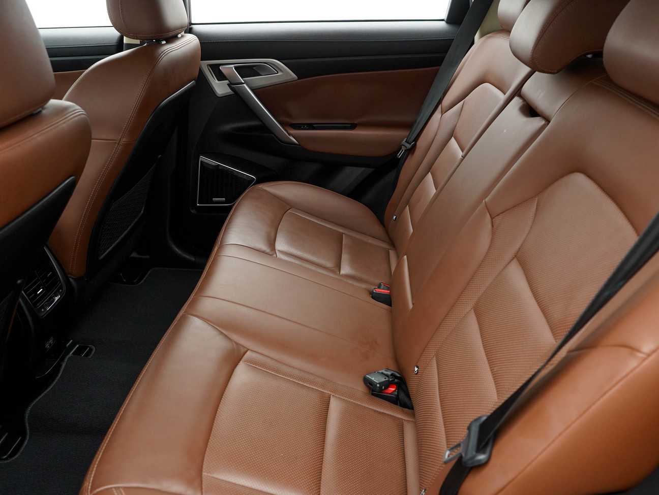 used 2019 Proton X70 Premium 1.8