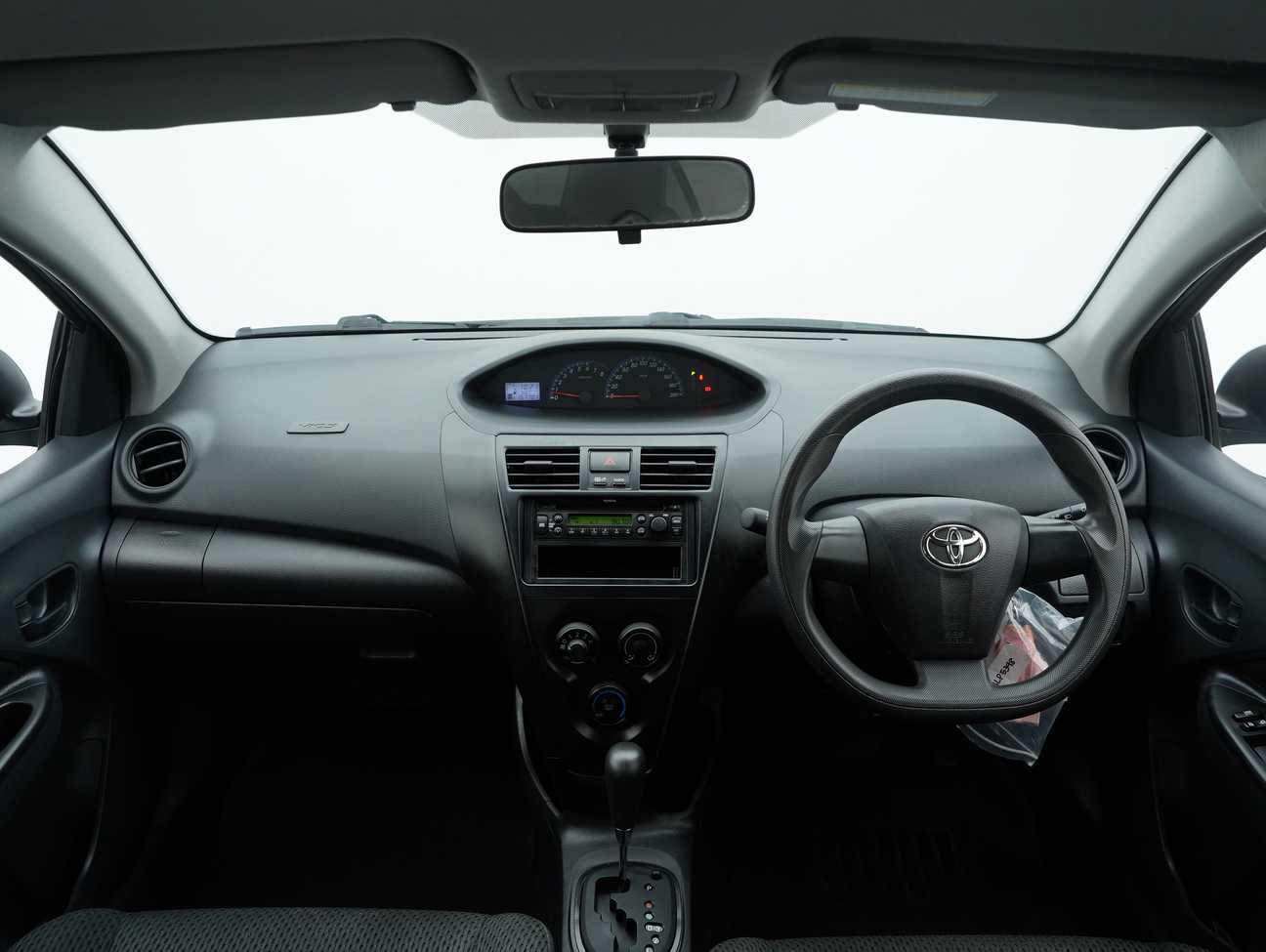 terpakai 2012 Toyota Vios J 1.5