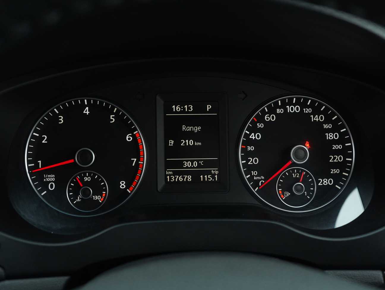 terpakai 2014 Volkswagen Jetta TSI 1.4